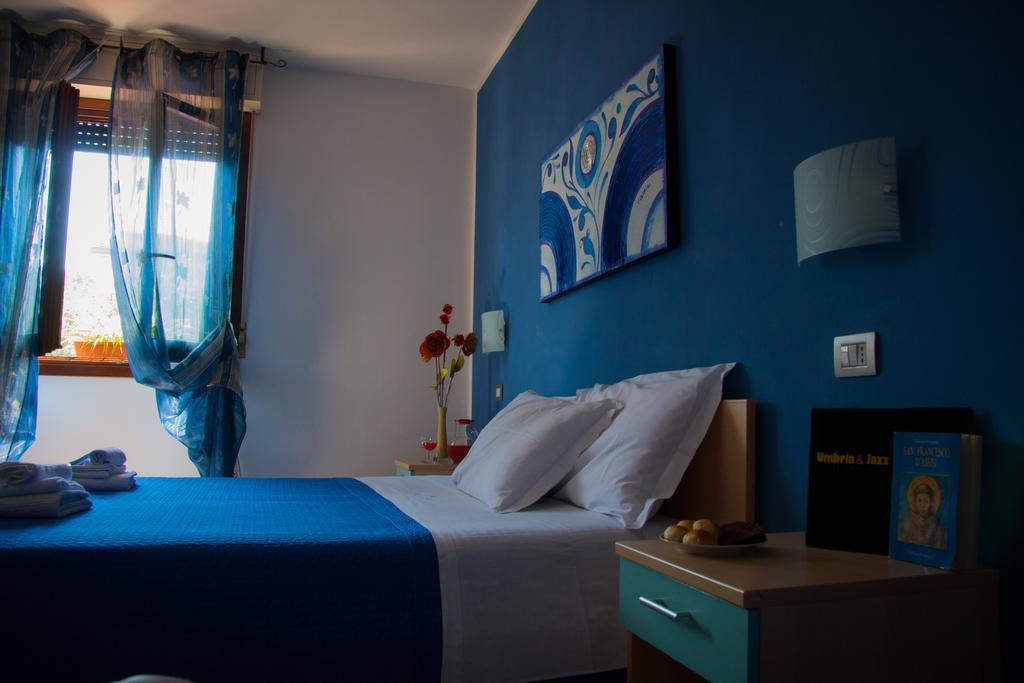 P&P Assisi Camere Bastia Umbra Szoba fotó