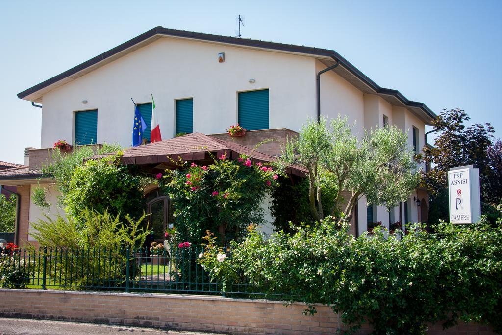P&P Assisi Camere Bastia Umbra Kültér fotó